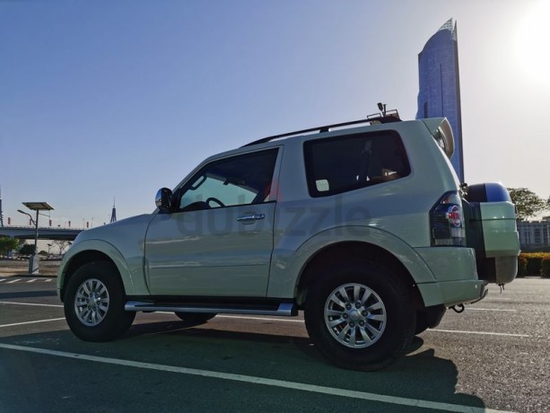 2011-mitsubishi-pajero-gls-3-doors-perfect-condition-with-low-mileage-big-12