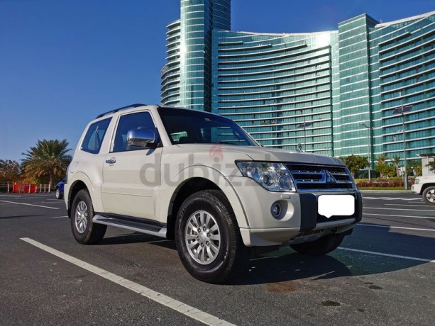 2011-mitsubishi-pajero-gls-3-doors-perfect-condition-with-low-mileage-big-9