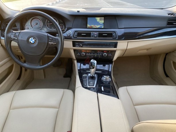 bmw-520i-2013-gcc-specs-excellent-condition-free-accident-full-option-big-6