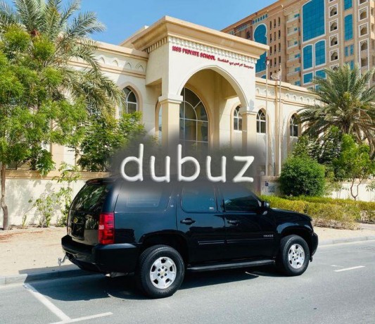 chevrolet-tahoe-v8-model-2013-gcc-specs-reverse-camera-cruise-control-8-seater-big-0