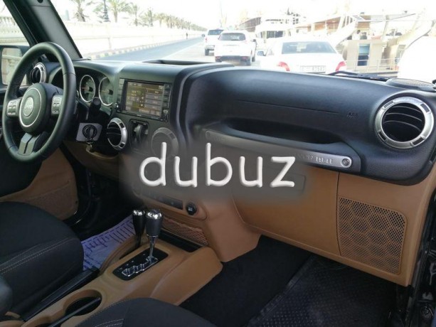 jeep-wrangler-sahara-2016-very-clean-big-9