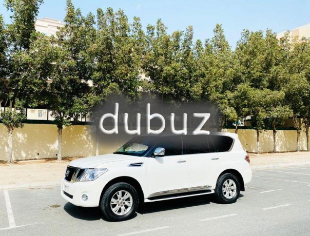 nissan-patrol-se-2011-320hp-v8-gcc-cruise-control-sunroof-fabric-seats-big-1