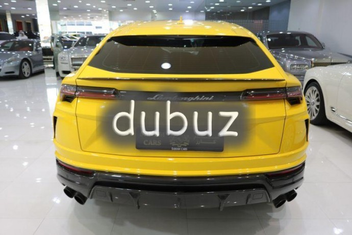 full-carbon-fiber-interior-n-exterior-lamborghini-urus-2019-20000kms-al-jaziri-car-gcc-specs-big-1