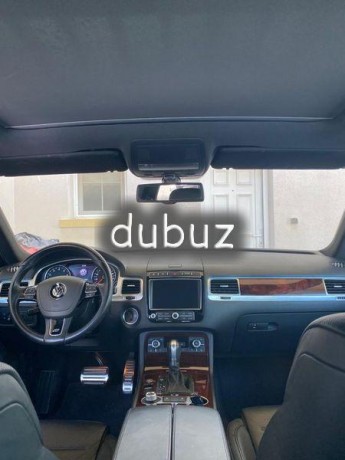 r-line-volkswagen-touareg-big-1