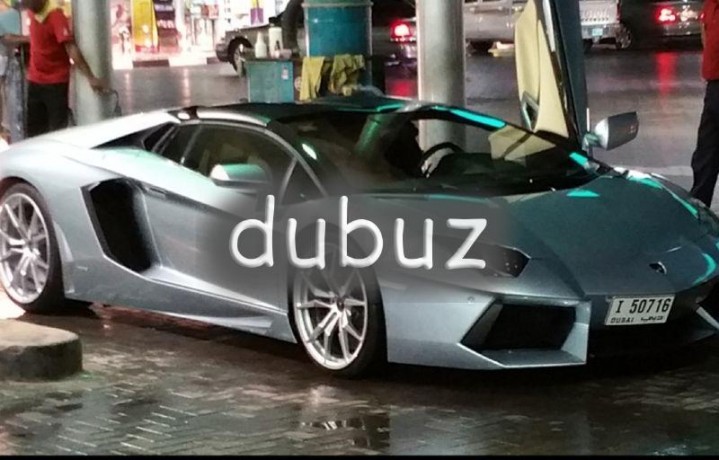 special-lamborghini-aventador-lp-700-4-roadster-big-10