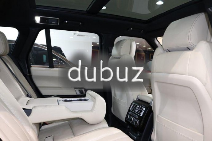 5-years-warranty-n-service-package-range-rover-vogue-se-supercharged-2016-33000kms-gcc-big-3