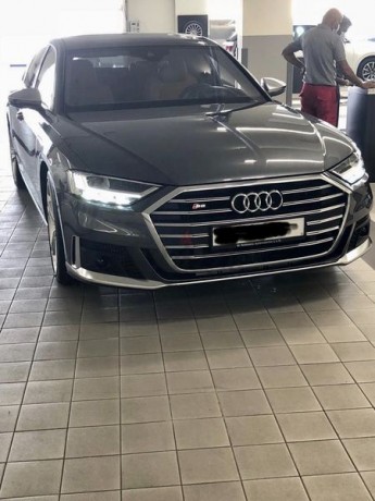 audi-s8-2020-low-millage-perfect-as-new-big-3