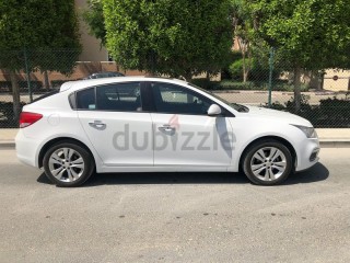 
                            
                            Cruze LT full option 2017 GCC
                            
                        
