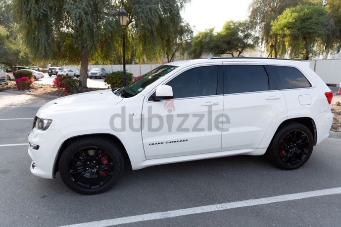 2013-jeep-grand-cherokee-srt8-alpine-special-edition-big-0
