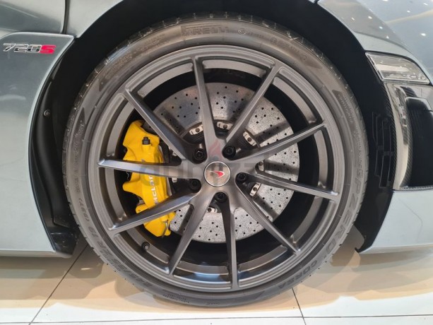 mclaren-720s-2018-gcc-full-carbon-dealer-warranty-big-3