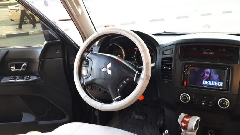 pajero-2008-for-urgent-sale-056-5595-483-big-9
