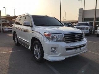 
                            
                            تويوتا لاند كروزر ابيض لؤلؤي صبغ وكاله ٢٠١٣ Gxr:v8بحاله ممتازة تواير جدد ضمان قير مكينه شاصي
                            
                        