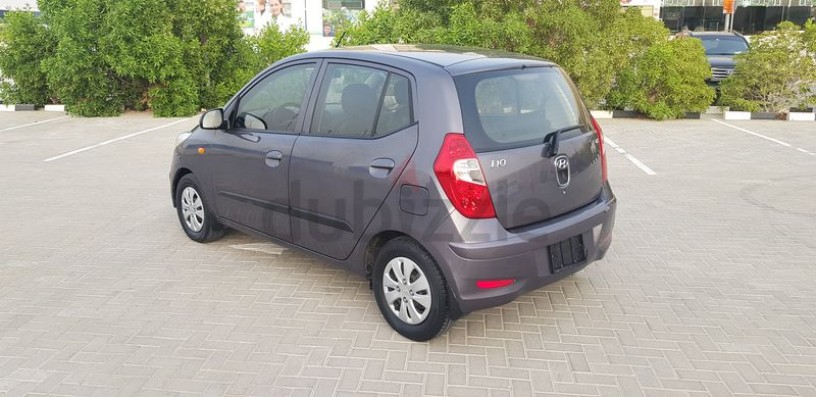 hyundai-i10-2016-gcc-orignal-paint-in-excellent-condition-big-0