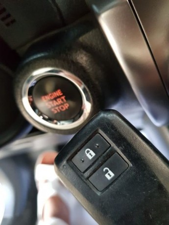 toyota-yaris-2015-gcc-fulloption-se-agency-maintain-550-monthly-with-no-downpayment-big-6