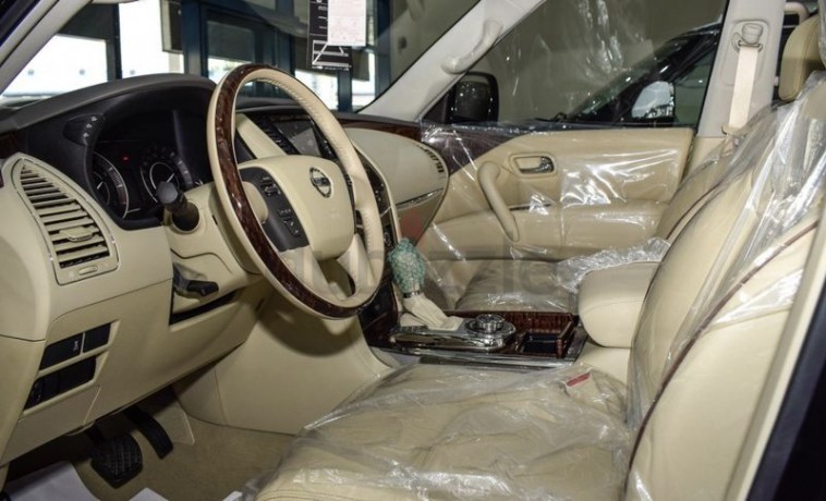nissan-patrol-t1-v6-gcc-upgrade-to-platinum-3-years-local-delar-warranty-dman-alokyl-big-11