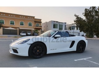 
                            
                            Porsche 718 Boxter, 2017, GCC with warranty and FSH
                            
                        