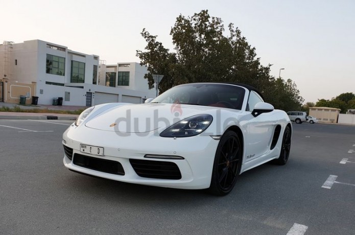 porsche-718-boxter-2017-gcc-with-warranty-and-fsh-big-9