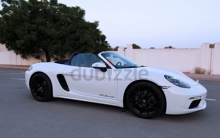 porsche-718-boxter-2017-gcc-with-warranty-and-fsh-big-8