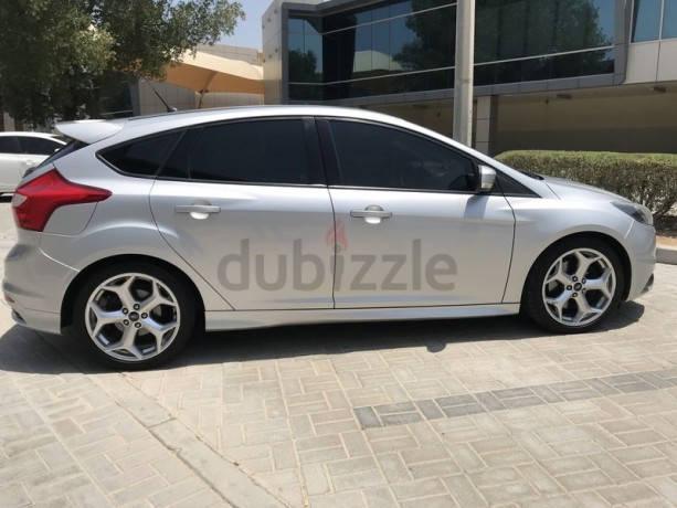 ford-focus-st-2014fsh-at-premier-motorsgcc-big-9