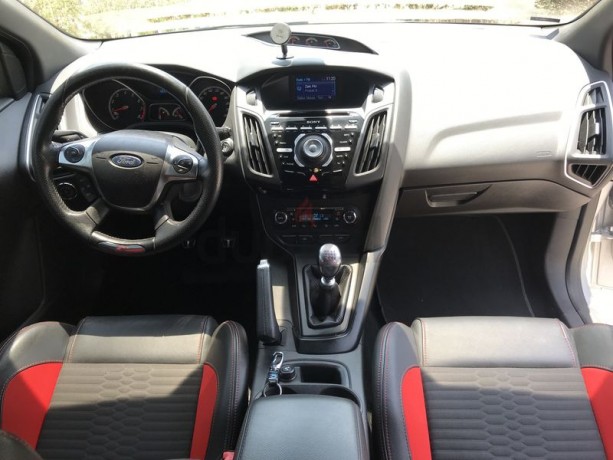 ford-focus-st-2014fsh-at-premier-motorsgcc-big-6