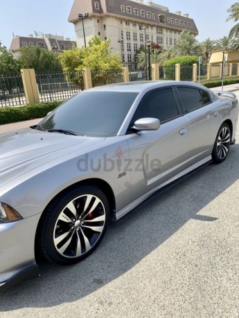 dodge-charger-srt-big-0