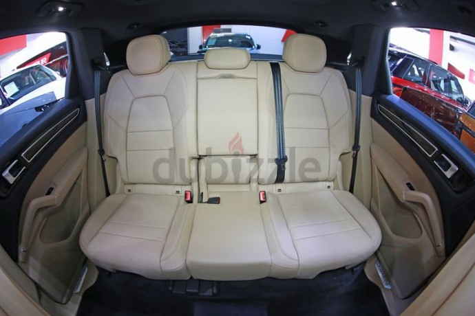brand-new-2019-porsche-cayenne-gcc-specs-under-warranty-best-offer-big-6