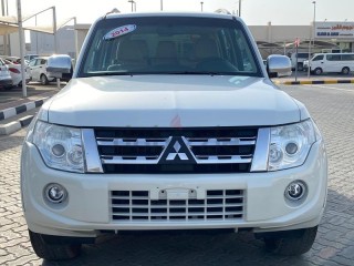 
                            
                            ميتسوبيشي باجيرو 2014 بحالة ممتازة خليجي بدون حوادث نظيفه جدا من الداخل والخارج
                            
                        