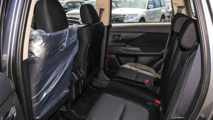 mitsubishi-outlander-24-automatic-4wd-5-year-warranty-at-72000-aed-big-0