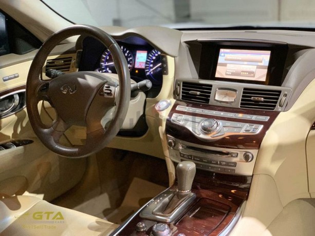 2015-infiniti-q70-excellence-warranty-service-history-gcc-big-1