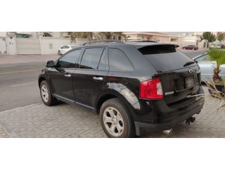 
                            
                            Ford Edge AWD 2011 with FULL SERVICE
                            
                        