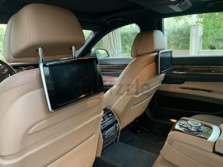 
                            
                            Prestigious BMW 740 Li
                            
                        