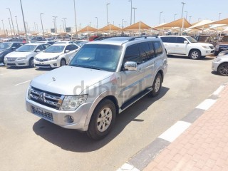 
                            
                            TOP OF THE RANGE ..2014.. Accedent free.Orgenal paint
                            
                        