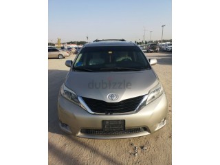 
                            
                            تويوتا سيينا موديل 2016 بحالة ممتازة
                            
                        