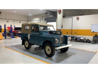 
                            
                            Land Rover series 3 fully restored to factory condition with all matching numbers and details
                            
                        