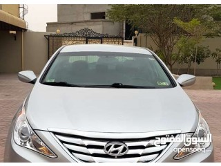 
                        Hyundai sonata very clean                                            