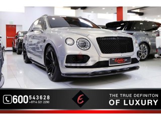 
                            
                            2018 !! BENTAYGA W12 IN PEARL SILVER I CARBON FIBER TRIM I 22 RIMS I WARRANTY + SERVICE PACK !
                            
                        