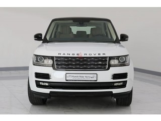 
                            
                            Range Rover HSE 2015 GCC - Warranty/Low Kms/Fully loaded!
                            
                        