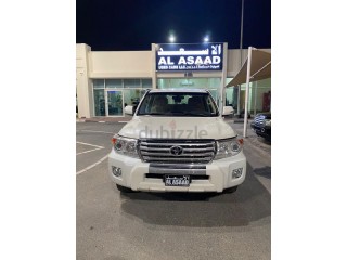 
                            
                            Toyota Land Cruiser 2013 V6
                            
                        