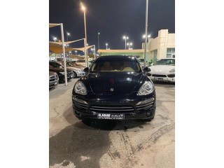 
                            
                            Porsche Cayenne 2012 V6
                            
                        