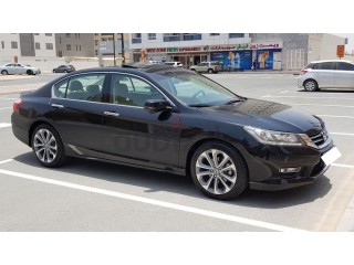
                            
                            2013 AL FUTTAIM SERVICED V6 - 3.5 Ltr TOP 2 CAMERA SUNROOF GULF GCC SPEC
                            
                        