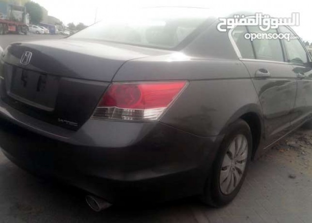honda-accord-used-in-dubai-big-6