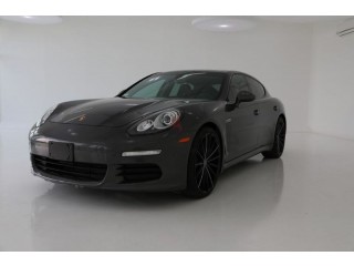 
                            
                            Model 2014 | V6 | 310 hp | 17 alloy wheels | (L012725)
                            
                        