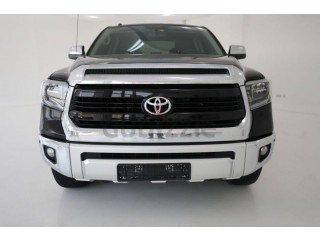 
                            
                            Model 2014 | V8 engine | 381 HP | 19’ alloy wheels | (X335665)
                            
                        