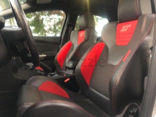 
                            
                            FORD FOCUS ST 2014 LOW K.M FULL OPTION FULL SERVICE HISTORY GCC
                            
                        