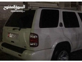 
                        Nissan Pathfinder 2002 - Sharjah                                            