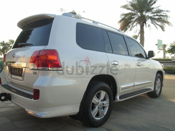toyota-land-cruiser-top-40l-v6-low-emi-monthly-aed-1859-for-sixty-months-big-6