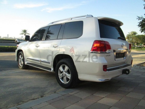 toyota-land-cruiser-top-40l-v6-low-emi-monthly-aed-1859-for-sixty-months-big-4