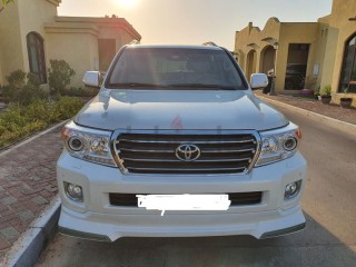 
                            
                            TOYOTA LANDCRUISER, GXR TOP, V8- 4.6 L,No Accident
                            
                        