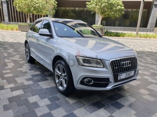 
                            
                            LOW KM!2014 AUDI Q5 S-LINE QUATTRO PANORAMIC ROOF! GCC UNDER WARRANTY WITH COMPLETED SERVICE HISTORY
                            
                        