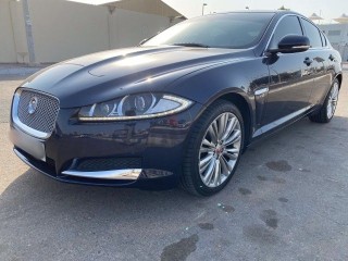 
                            
                            Jaguar XF Premium Luxury 2015
                            
                        